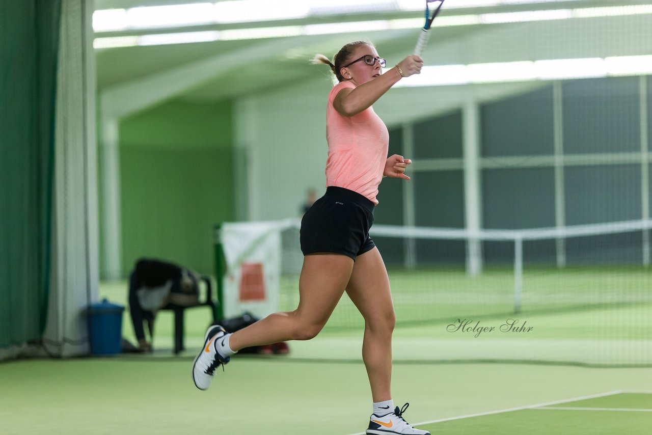 Bild 360 - Holmer Indoor Cup